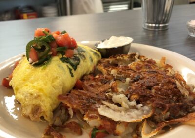 Great food in Nashville - Omelette and hashbrowns